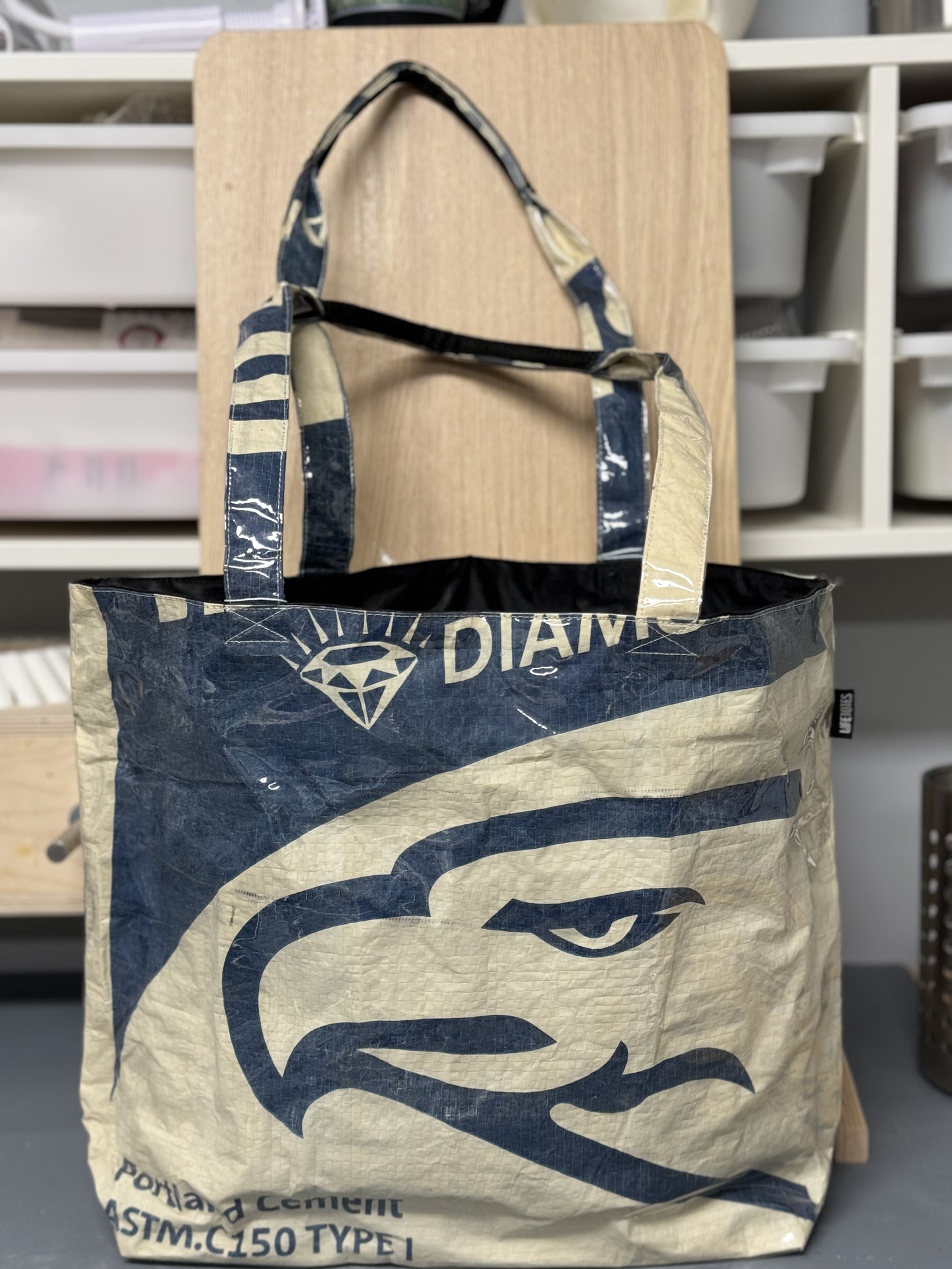 Life Totes Shoulder Bag-Eagle